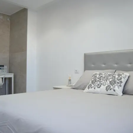 Olivia Apartment Candelaria
